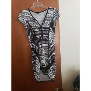 Black & white tunic